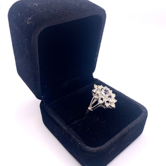 Vintage silver-plated Uncas Art Deco Ring, size 8 - Picture 4 of 10